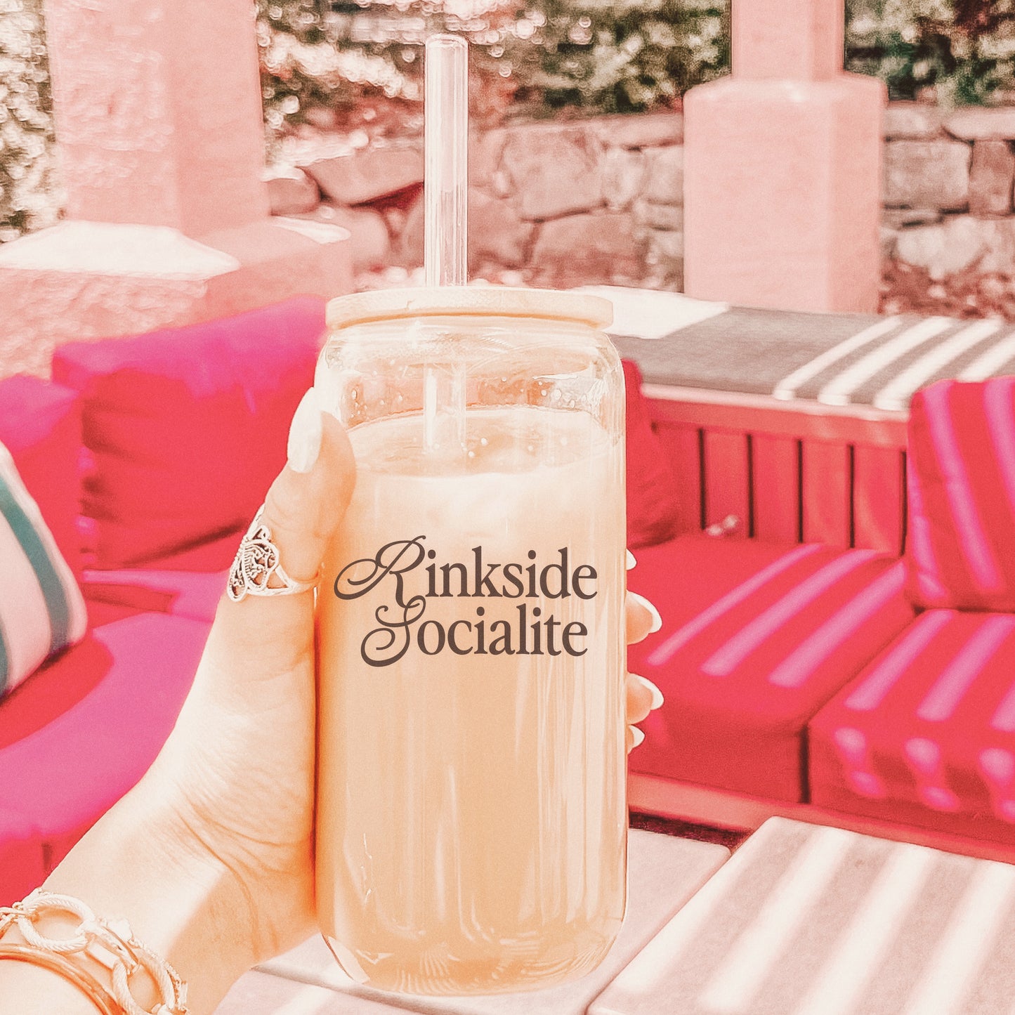 The Socialite Sipper